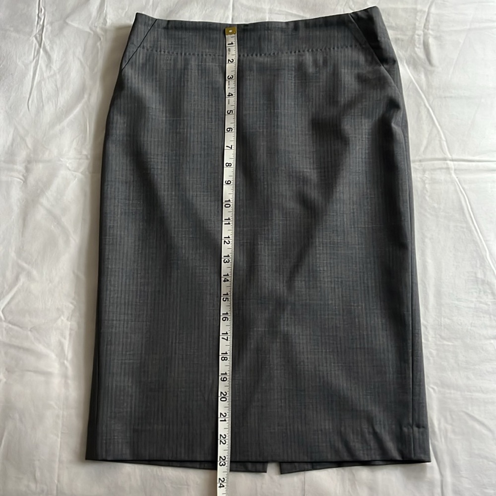 Banana Republic Grey Lightweight Wool Pencil Skirt Size 0 - Picture 8 of 8